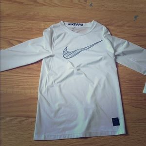 Nike pro long sleeve sport tee